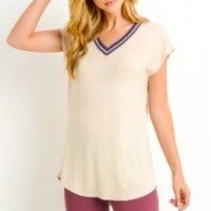 MonoB Vneck Top